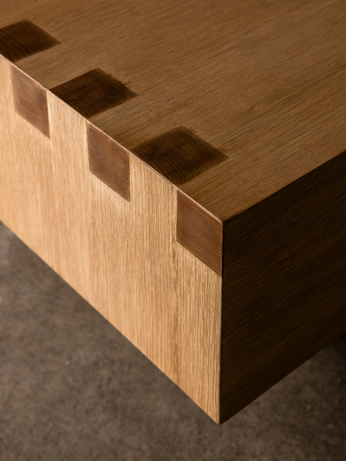 Dovetail Table