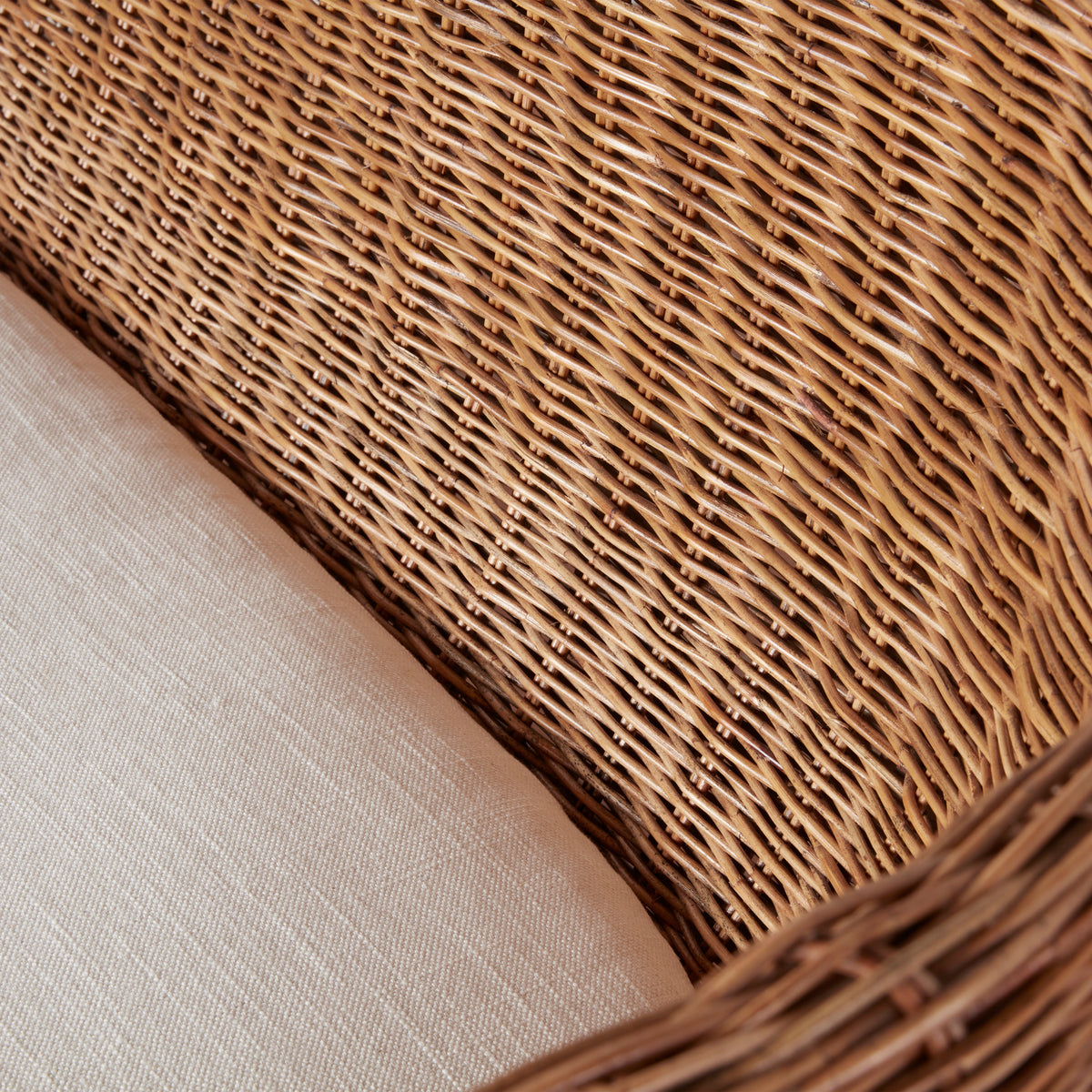 Siena Woven Settee - in context