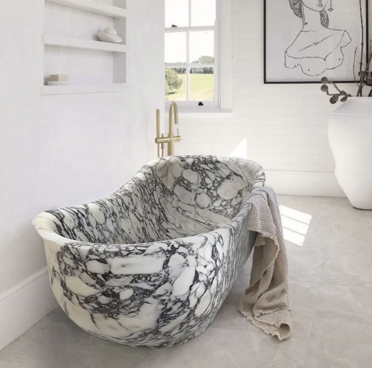 Calacatta Viola Bathtub