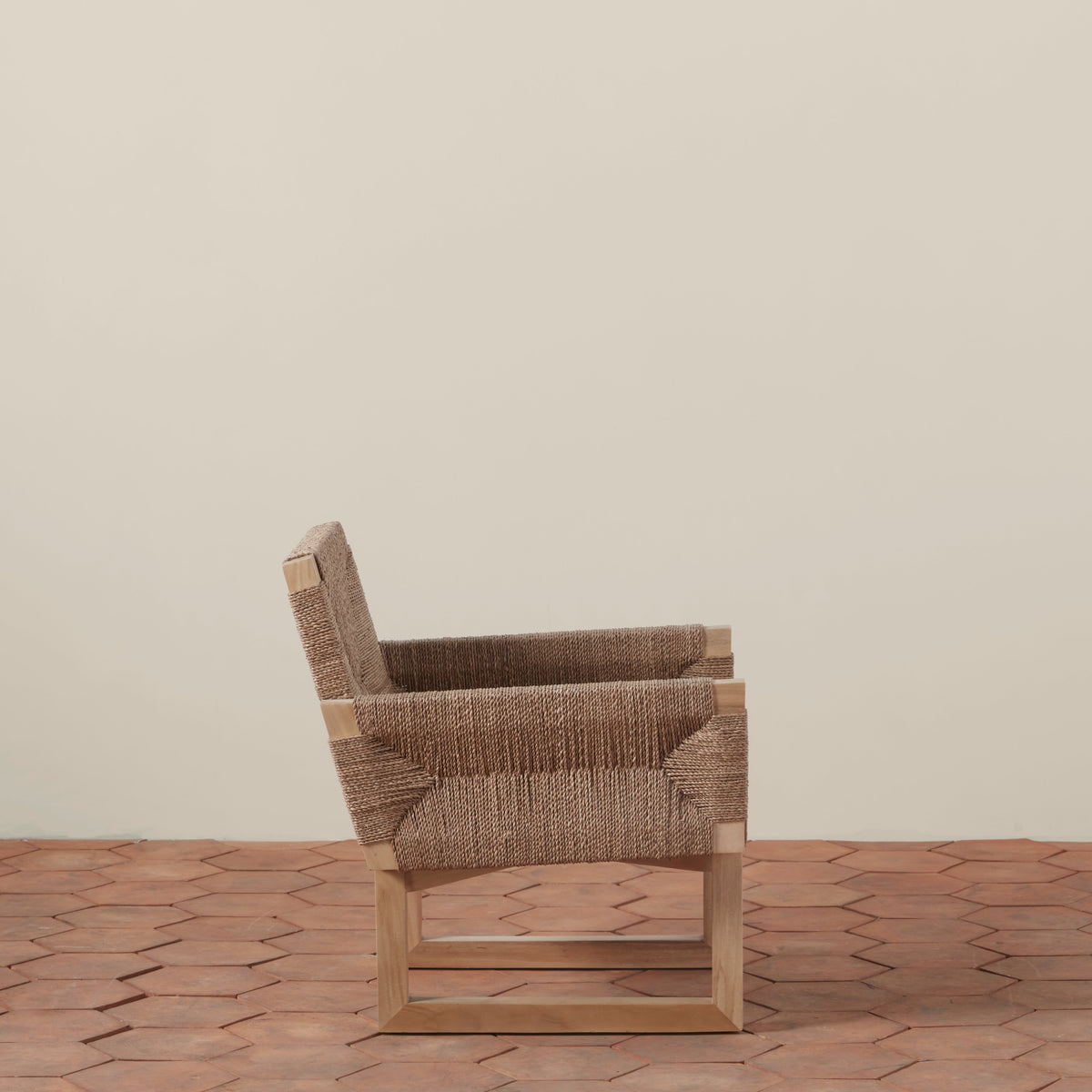 Textura Lounge Chair