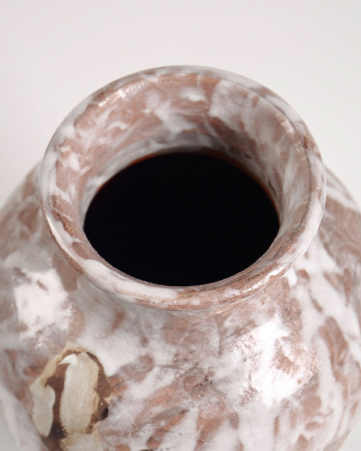 Ari Vase - Cultheir
