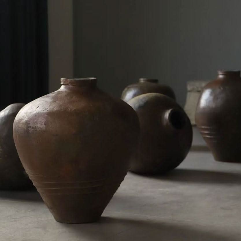 Asymmetric Brown Vessel - Cultheir