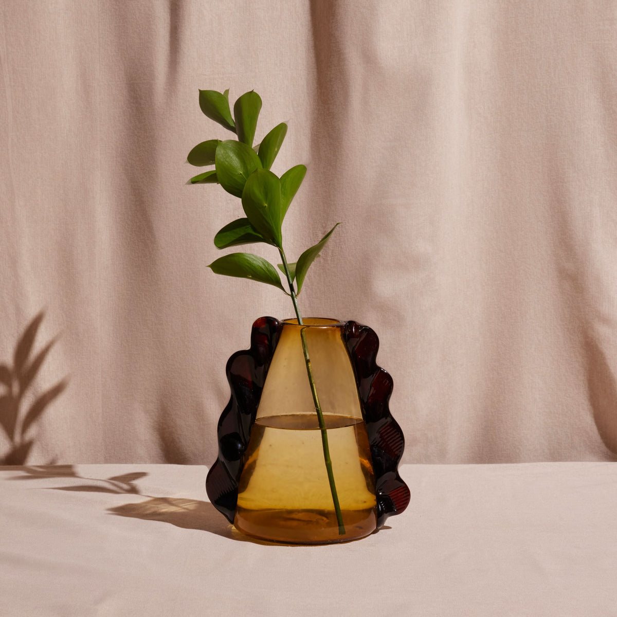 Betta Vase Amber by MESO - Cultheir