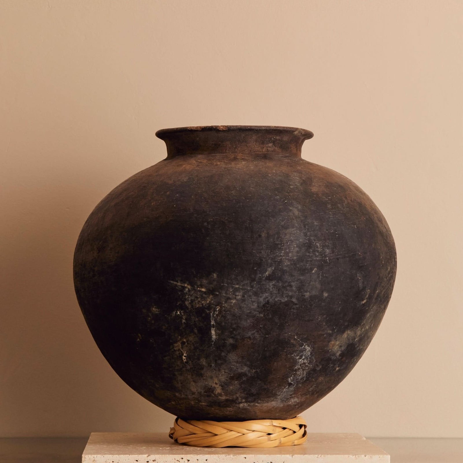 Dark Mixteca Ceramic Water Vessel - Cultheir