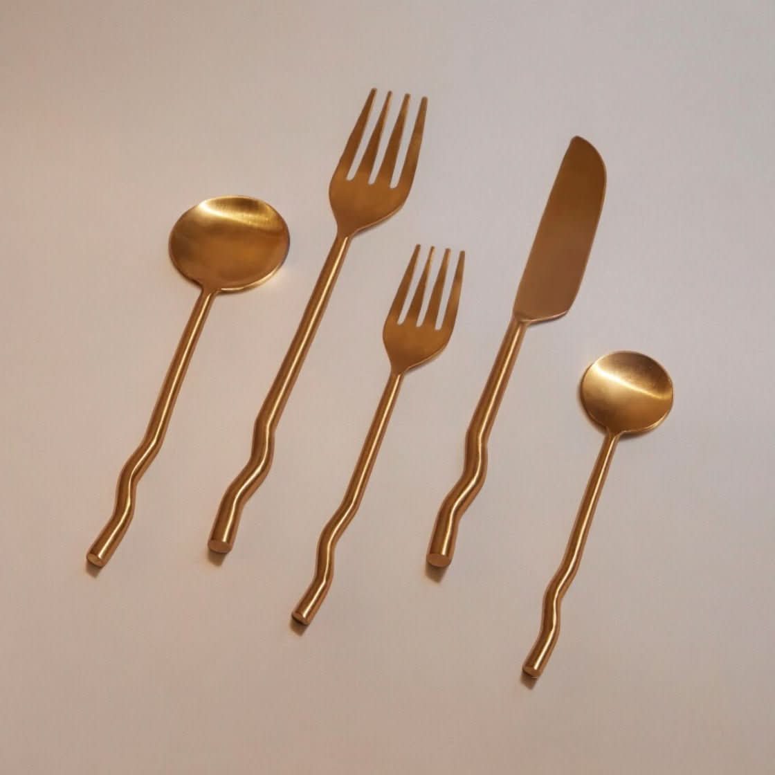 Emma Flatware (Set of 20) by MESO - Cultheir