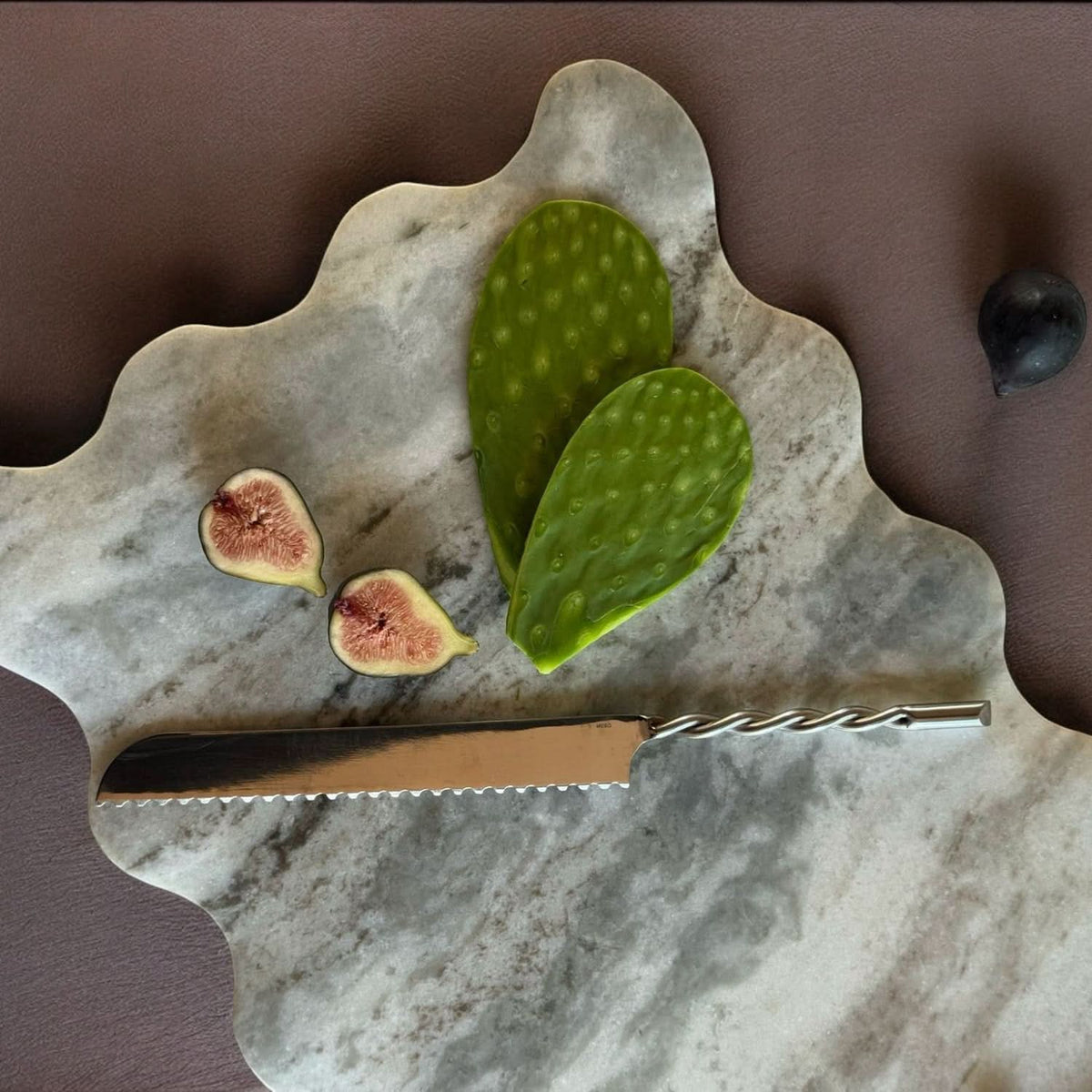 Kara Bread Knife by MESO - Cultheir