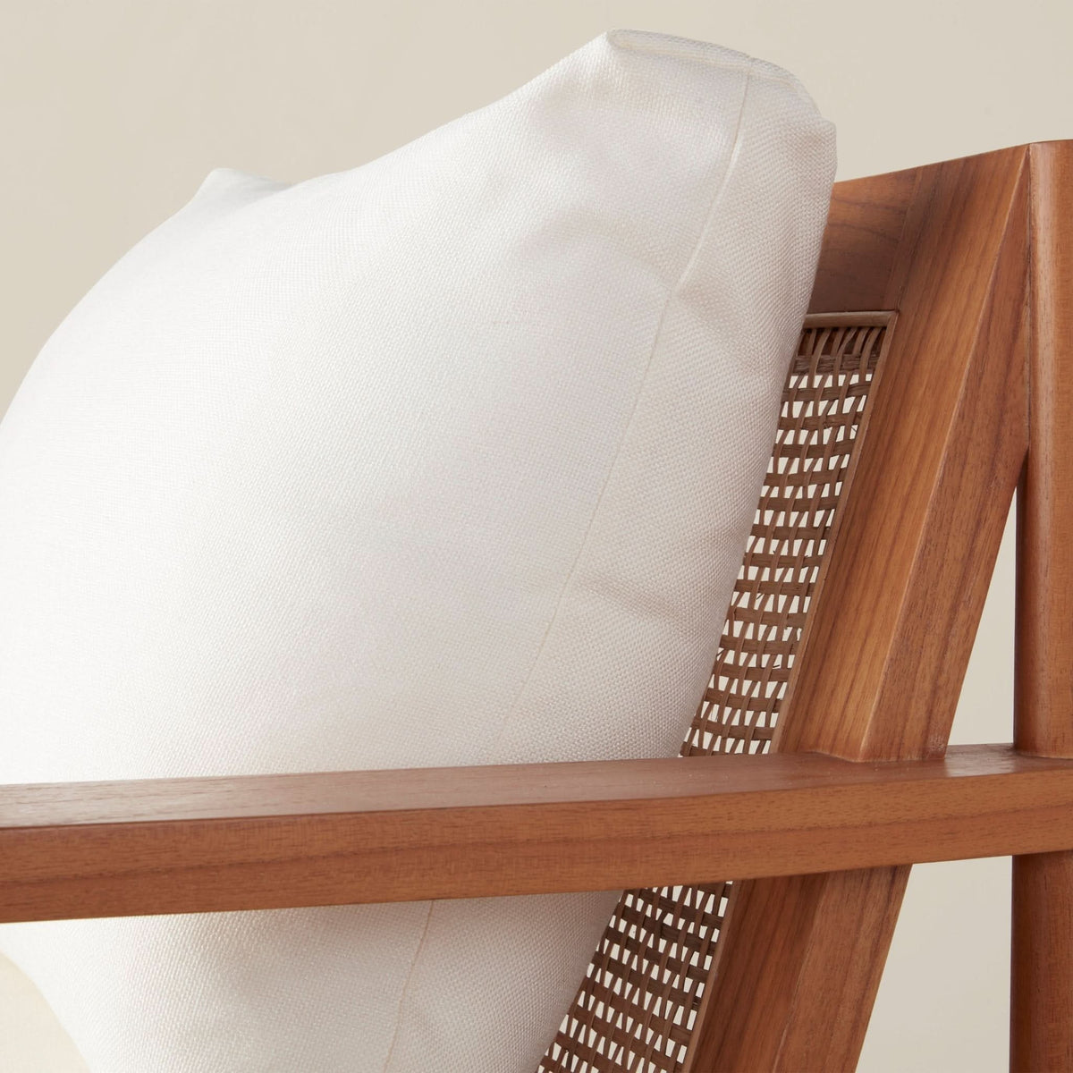 Mesa Lounge Chair - Cultheir