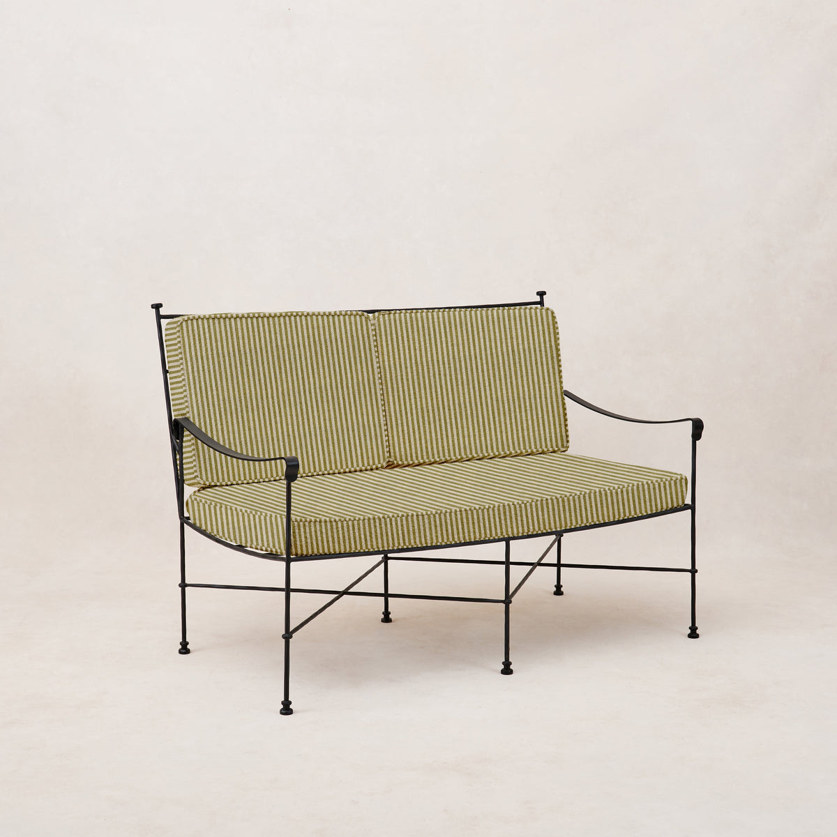 Provence Outdoor Loveseat - Boucle