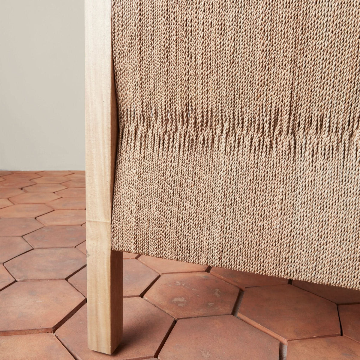 Textura King Bed - Cultheir
