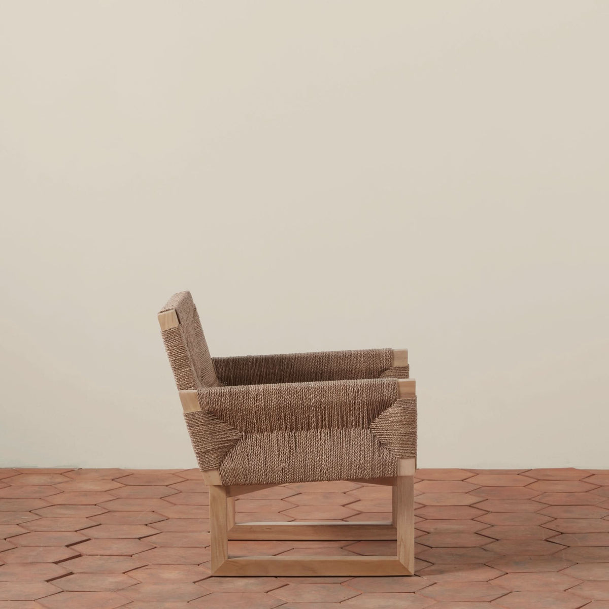 Textura Lounge Chair - Cultheir
