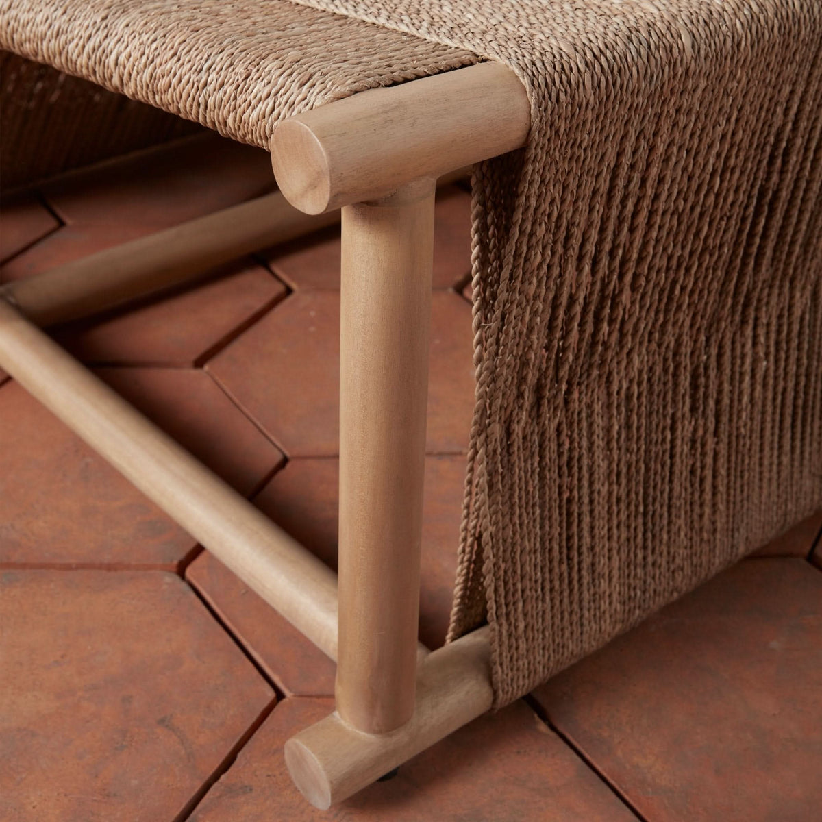 Textura Slipper Chair - Cultheir