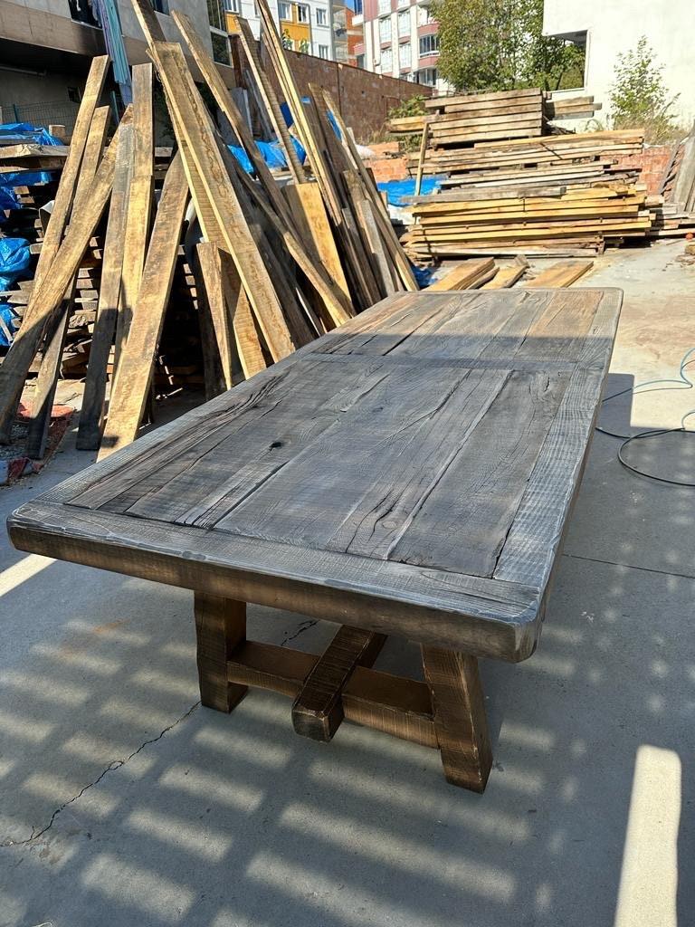 Rustic Dining Table - Cultheir 